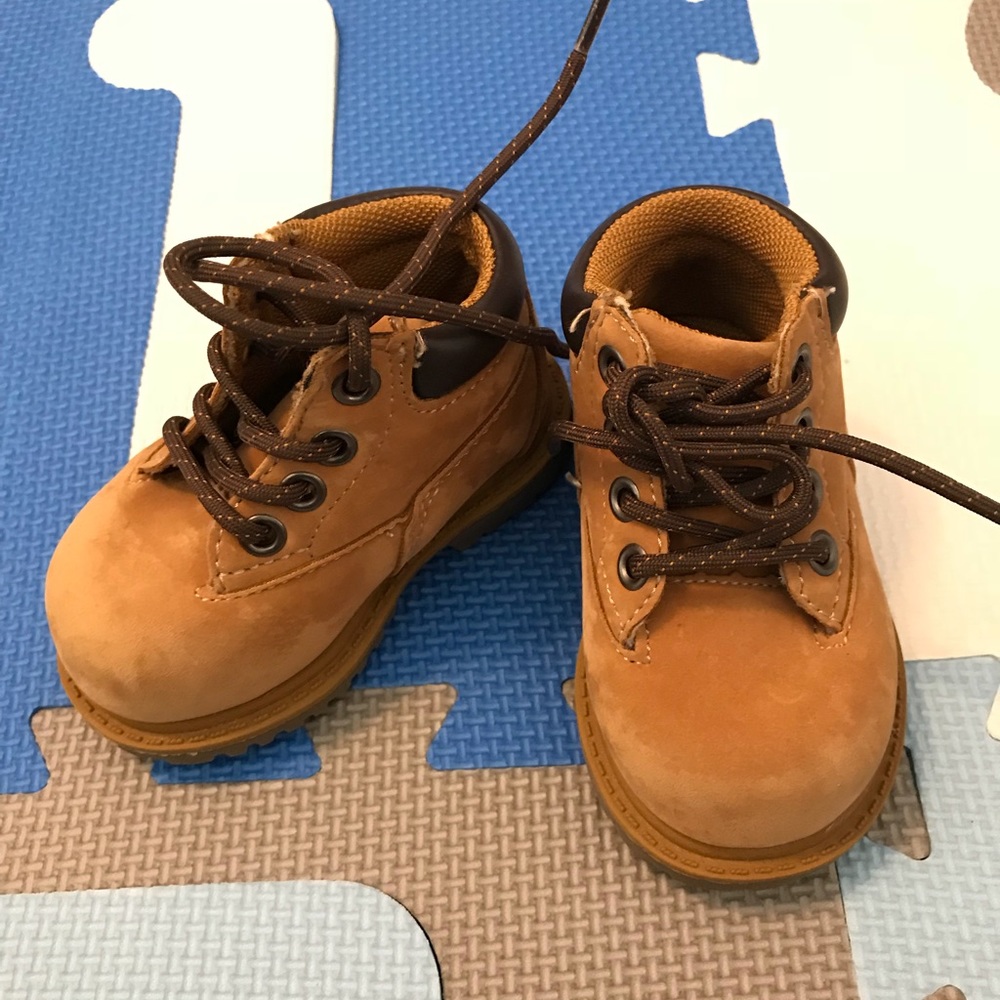 Infant boots